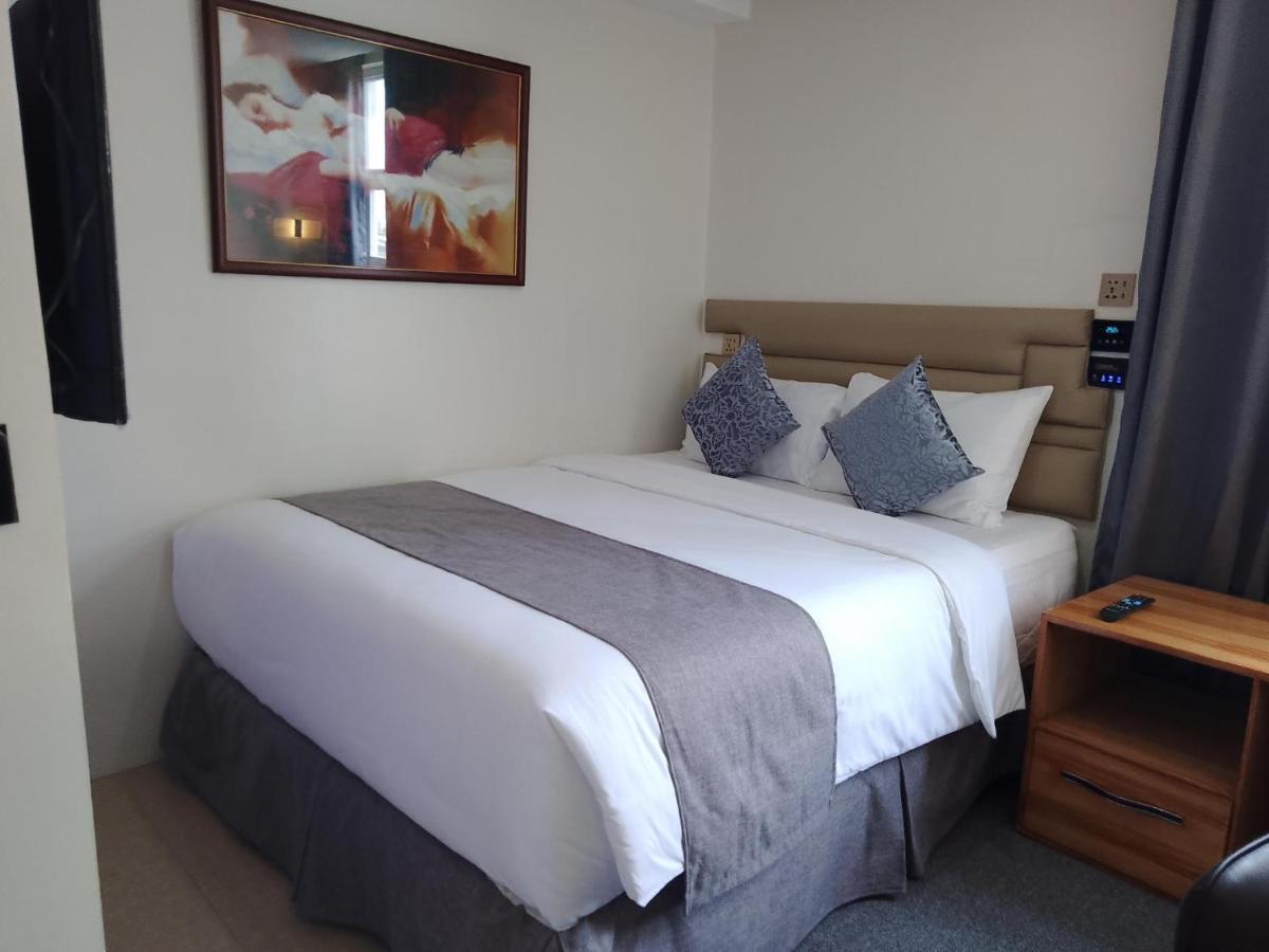 Cebu Dulcinea Hotel And Suites-Mactan Airport Hotel Μακτάν Εξωτερικό φωτογραφία