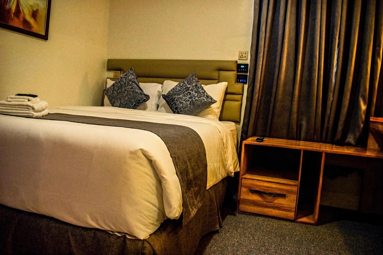 Cebu Dulcinea Hotel And Suites-Mactan Airport Hotel Μακτάν Εξωτερικό φωτογραφία