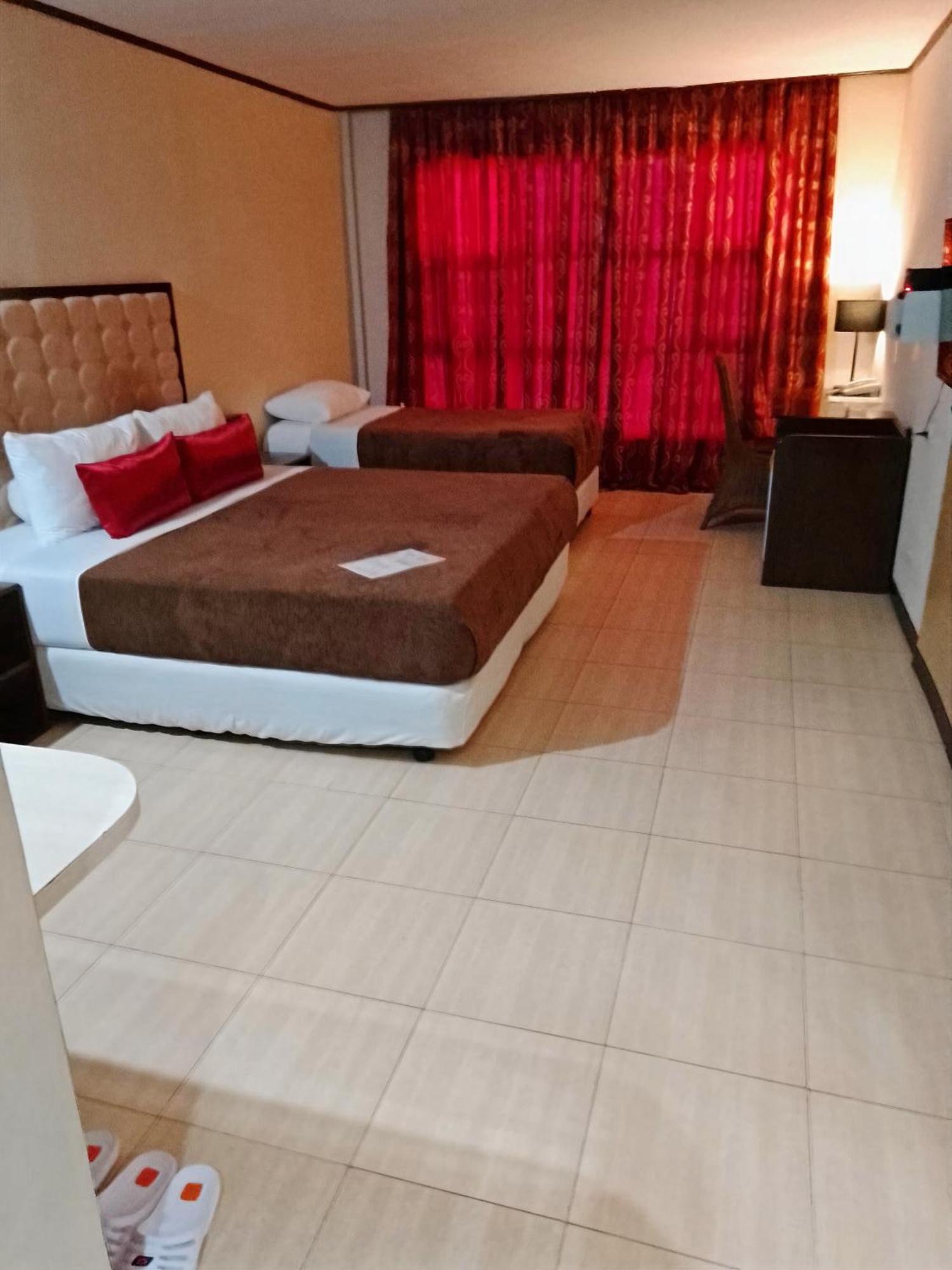 Cebu Dulcinea Hotel And Suites-Mactan Airport Hotel Μακτάν Εξωτερικό φωτογραφία