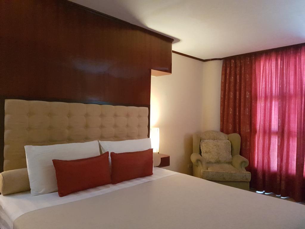 Cebu Dulcinea Hotel And Suites-Mactan Airport Hotel Μακτάν Εξωτερικό φωτογραφία
