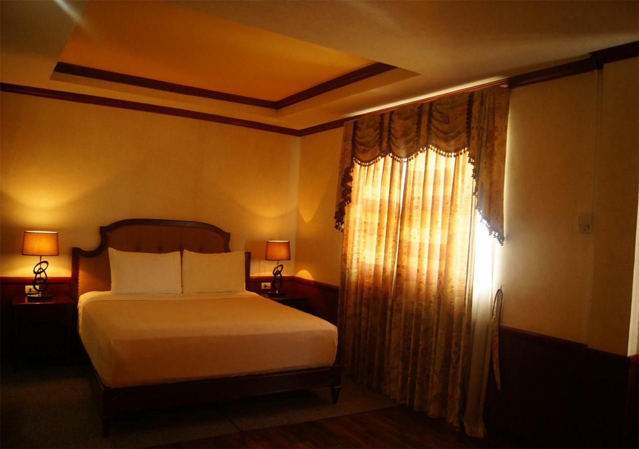 Cebu Dulcinea Hotel And Suites-Mactan Airport Hotel Μακτάν Εξωτερικό φωτογραφία